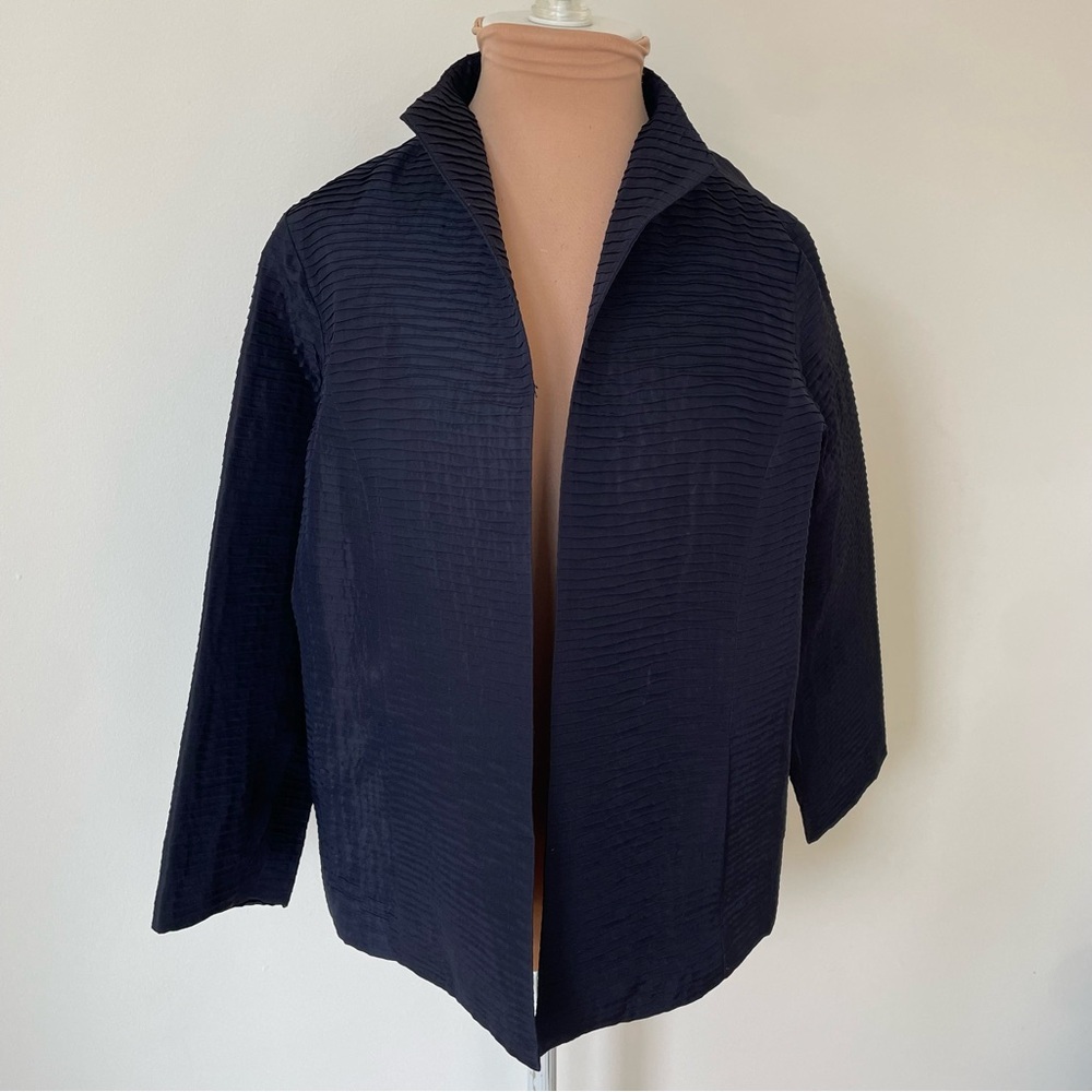Eileen Fisher Silk Horizontal Pleat Navy Blue Open Front 3/4 Sleeve Jacket EUC S